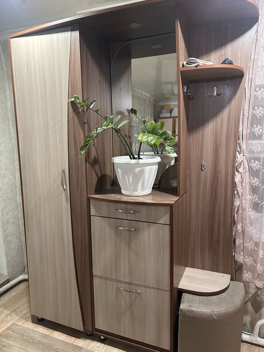 Продам прихожую