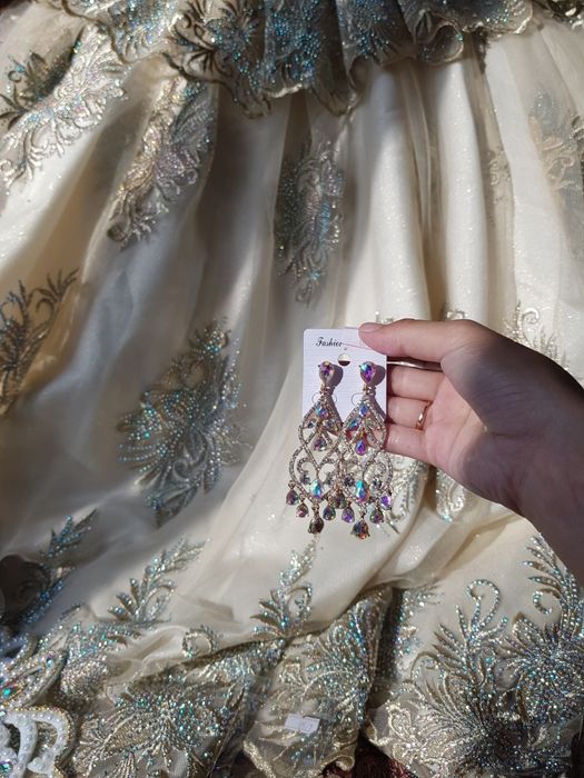 Продаю свадебное  платье