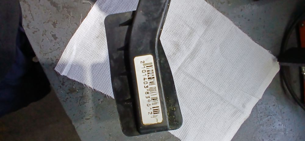 Педаль газа электронный