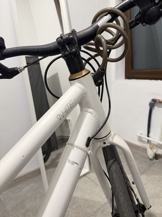 Bicicletă Trekking / Oraș WHITE AX Series, Roti 28”