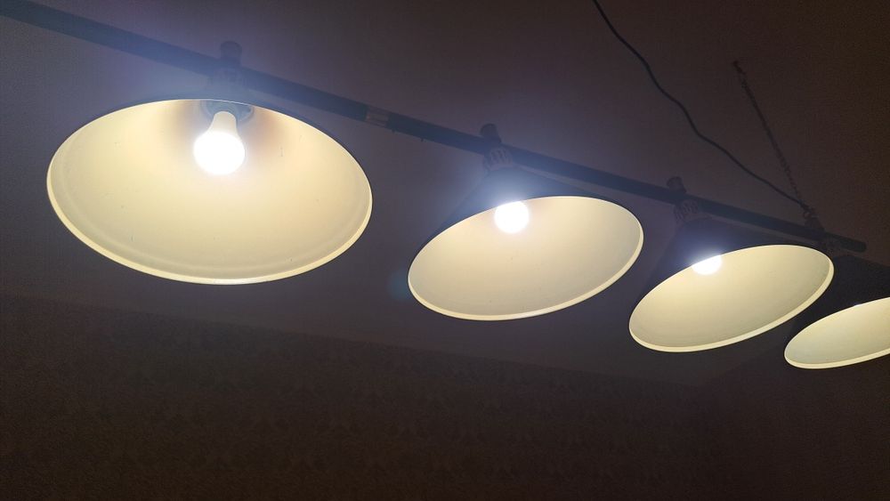 Люстра для бильярда