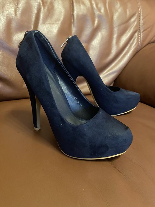 Michael Kors, Calvin Klein, HM, ZU