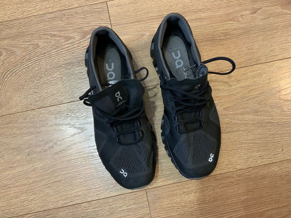 On Cloud-оригинални обувки 42 размер