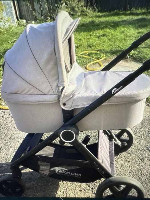 Продам детскую коляску