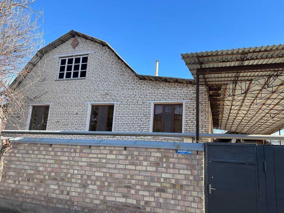 Дом с удобной локацией и на чистом воздухе для жилья или под бизнес