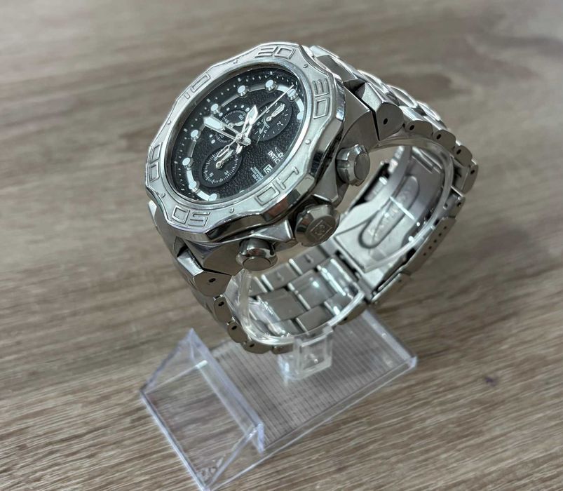 Часовник Invicta 12427
