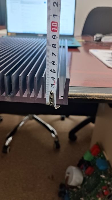 Radiator cu aripioare răcire piese electronice
