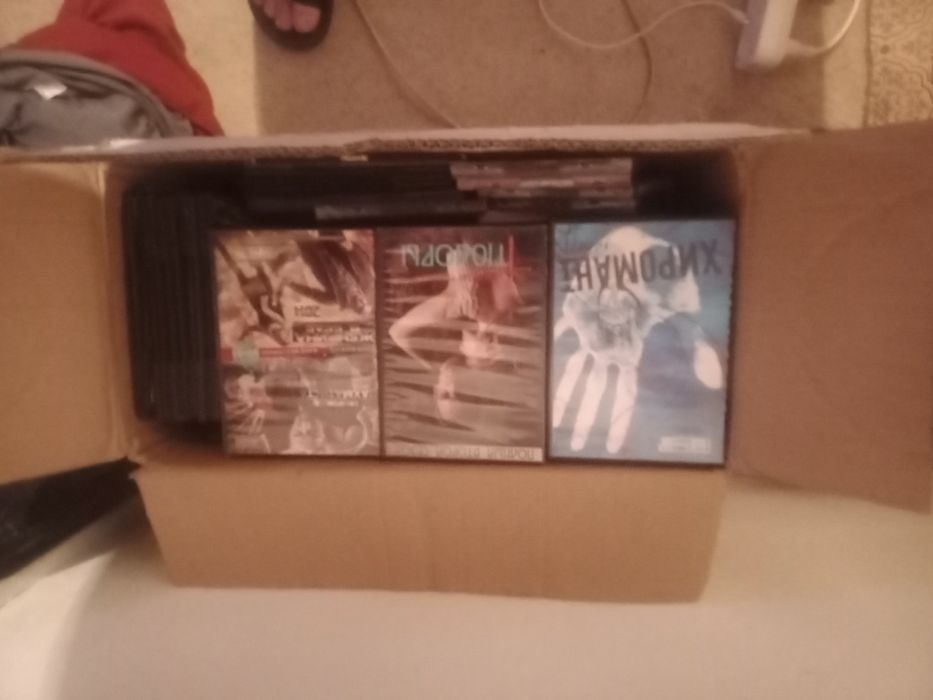 Продам DVD в хорошем состоянии