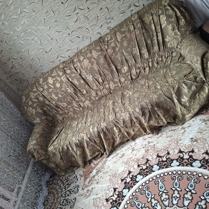 Диван и два кресло продам