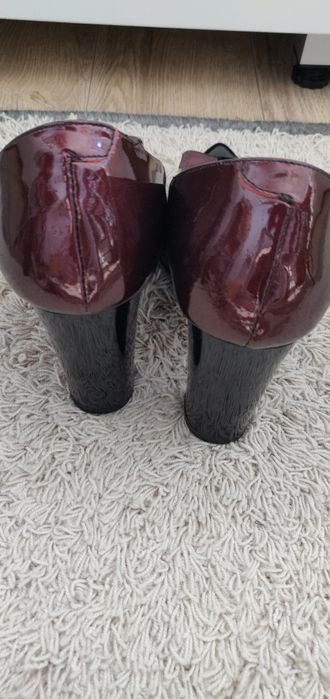 Pantofi de lac negri/visiniu