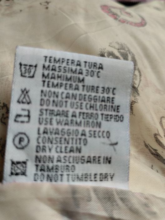 Пуховик для девочки .