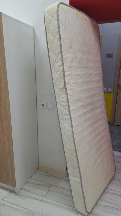 Продам матрасы односпальные