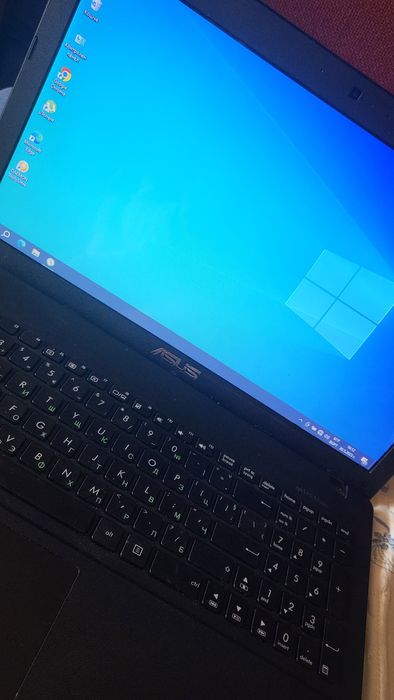 Лаптоп Asus Desktop-P07DMC6