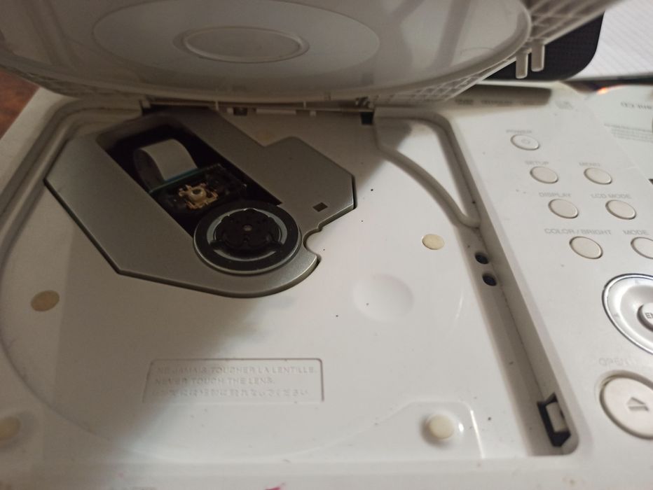 Видео плеер LG DVD player