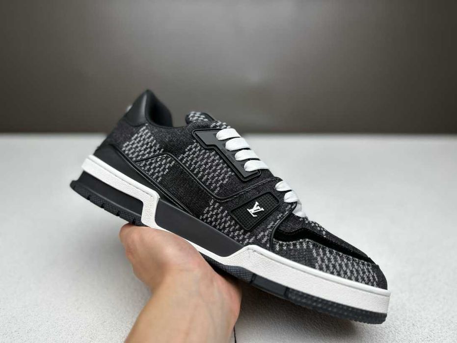 Adidasi Louis Vuitton Trainer