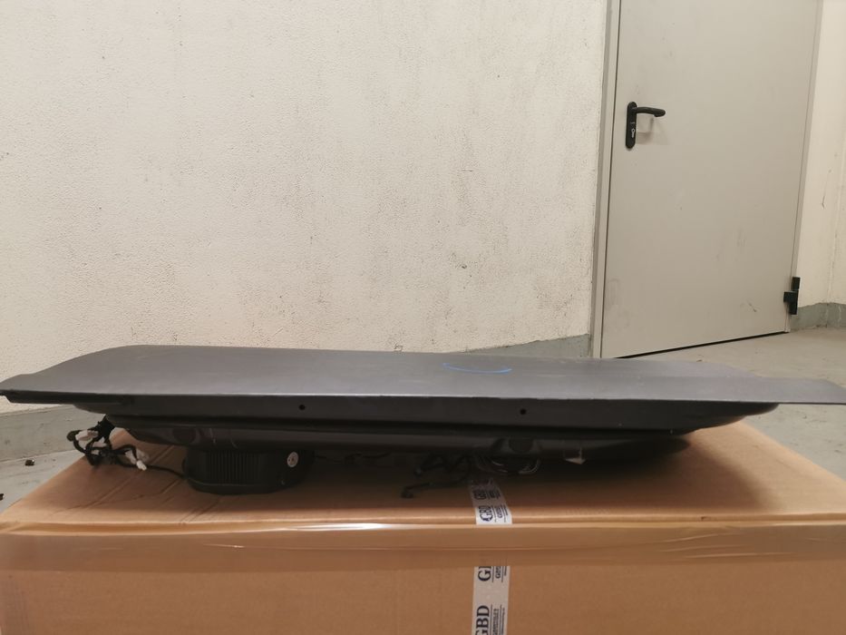 Tesla model s предна лява врата