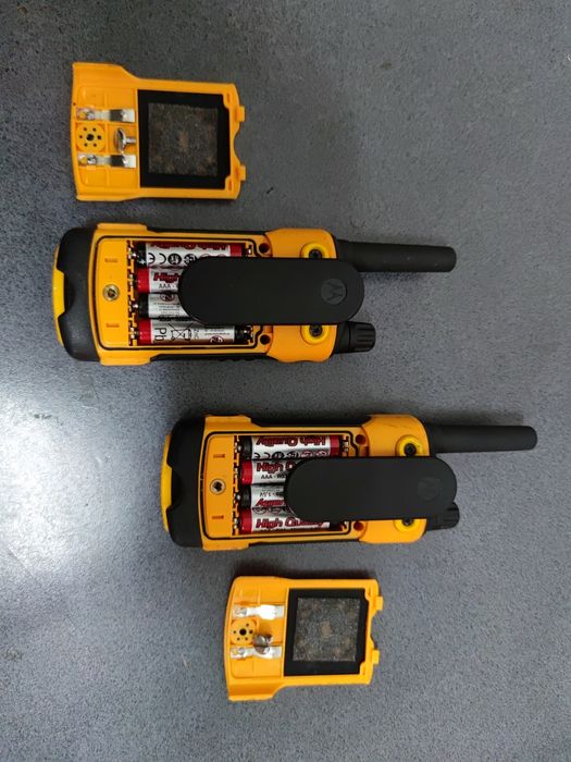 Stații Motorola pe baterii