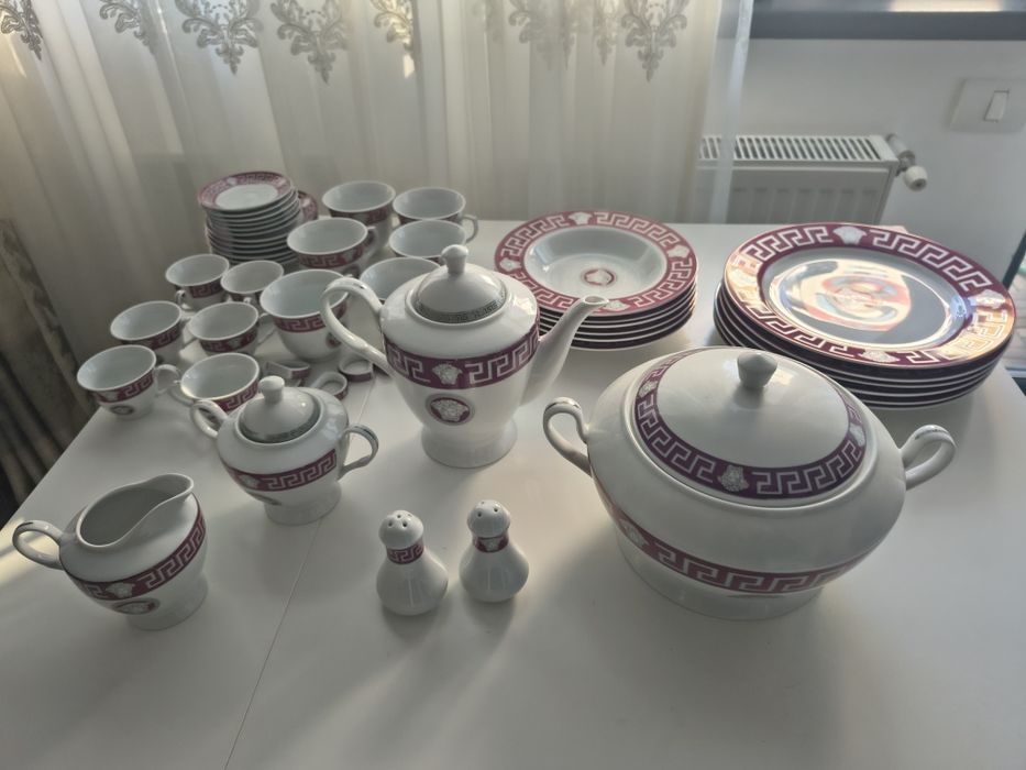 Set farfurii  Versace 48 piese din porțelan