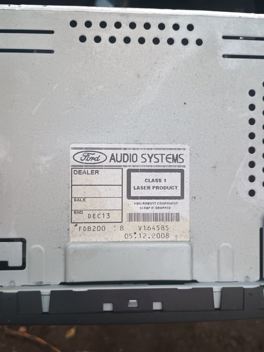 Оригинално радио Форд