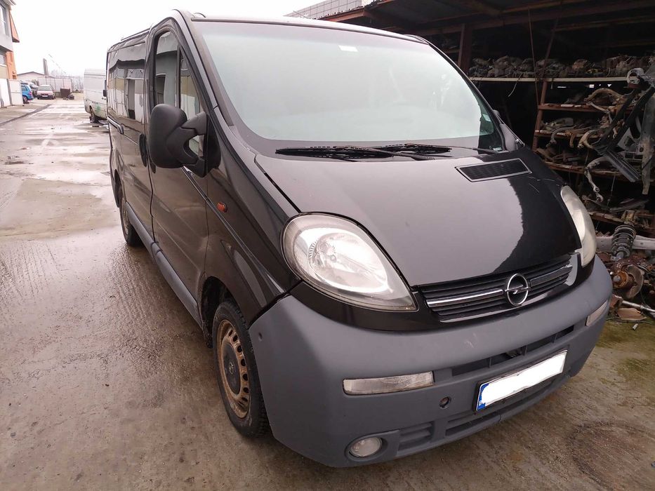 OPEL VIVARO 1.9TDI 74kw 02г. На части...