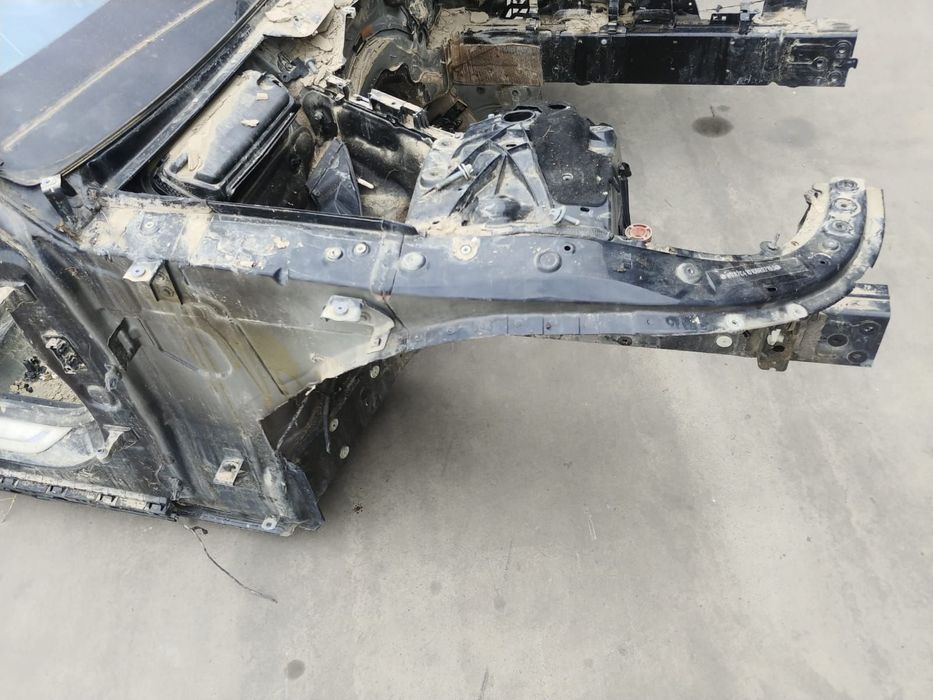 lonjeron dreapta  bmw 7 g11  2019