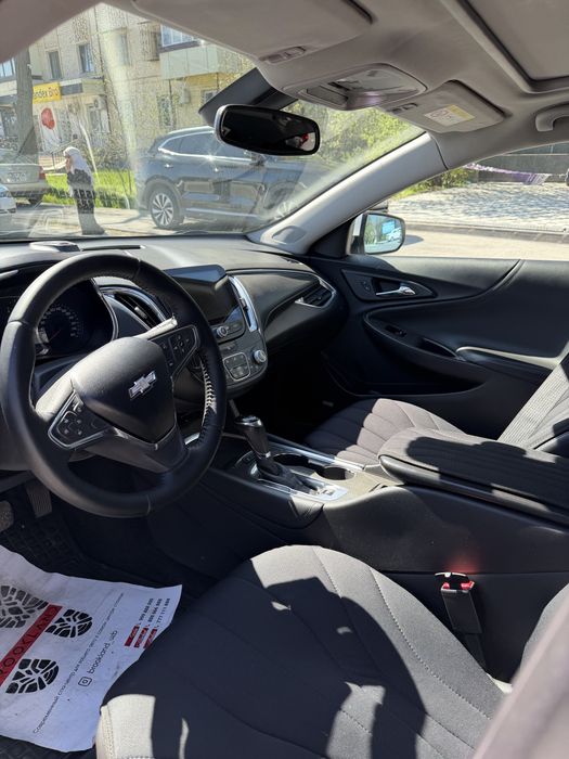 Malibu2 2.4 atmasferniy 2018yil 154.000km prabeg