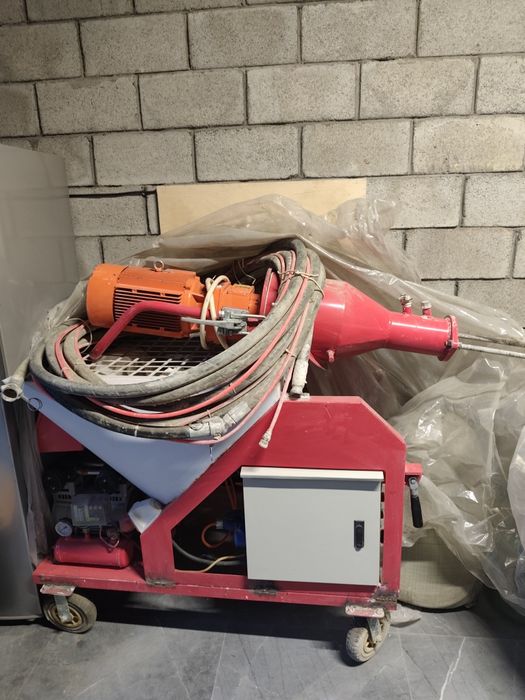 Гипсовый штукатурный аппарат