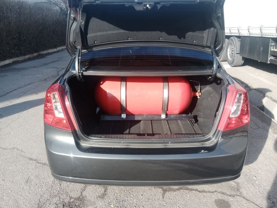 Жентра 3 автомат. Мошинани ошиги булсайиз нархини келишамиз.