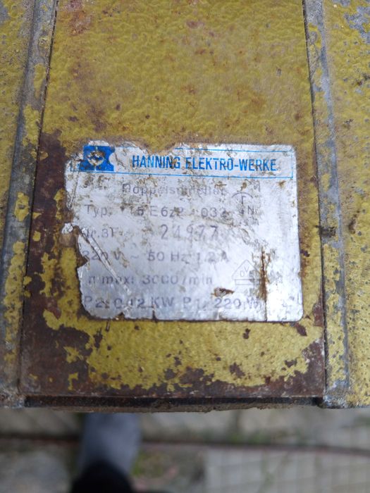 Шмиргел немски- 220 волта