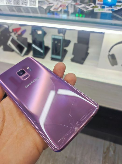 Srochno sotiladi! Galaxy s9 / 64gb / 2 sim