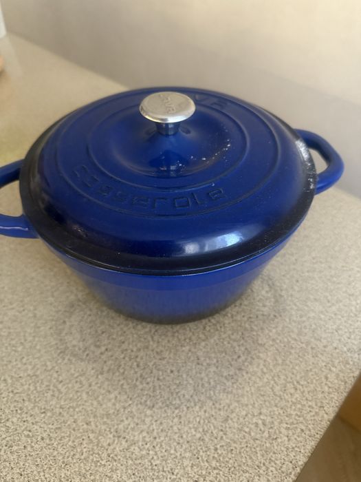 Кастрюля чугунная Le Creuset с крышкой