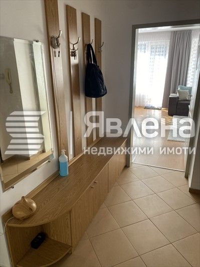 Дава се под наем Тристаен апартамент в Варна, Лятно кино Тракия - 92 кв.м за 615 € - Снимка #11