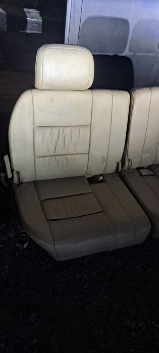 3й ряд сидений TLC100