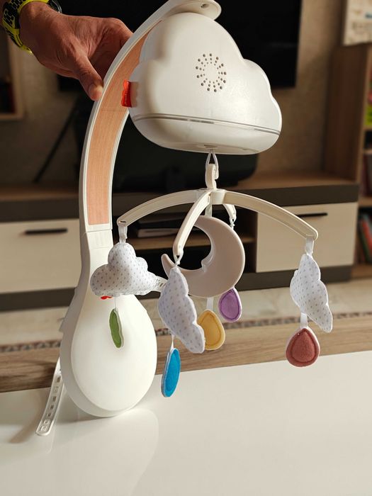 Музикална въртележка  на Fisher price Calming Clouds