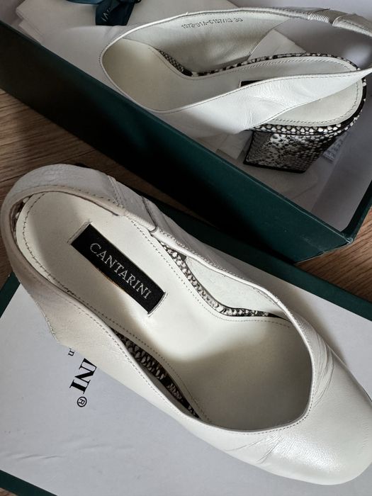 Босоножки женские