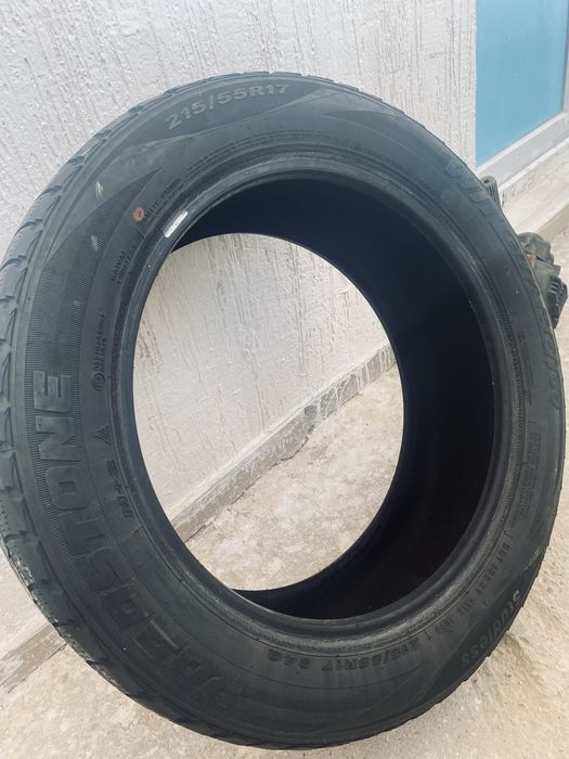 Продам шину срочно