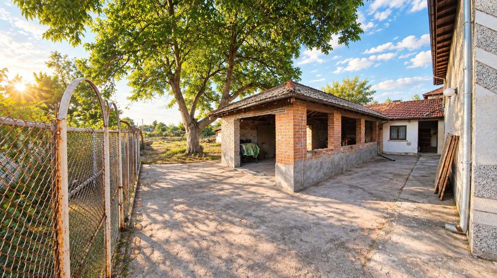 Продава се Къща в с. Партизанин, Област Стара Загора - 250 кв.м за 328 €/кв.м - Снимка #9