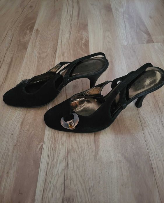 Обувки естесвен велур