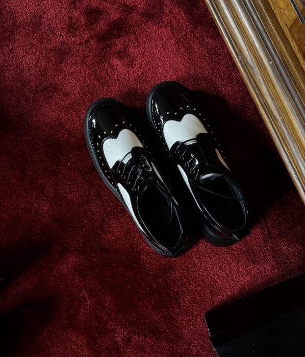 Мъжки елеганти лачени обувки