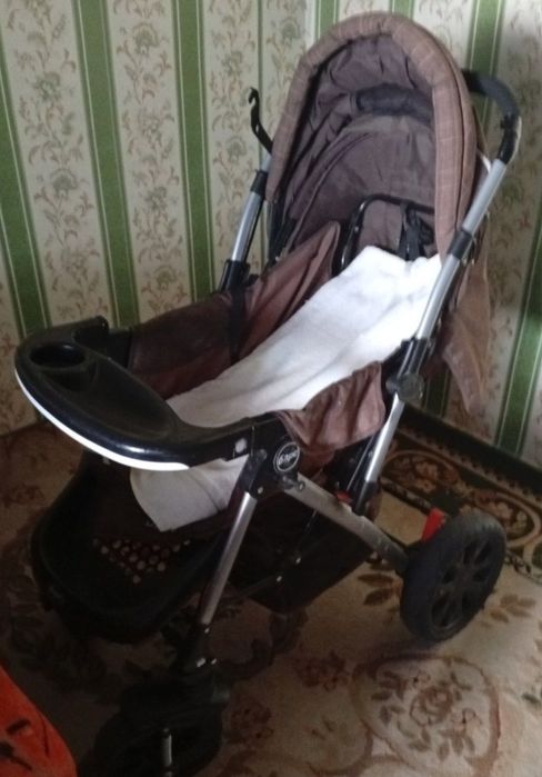 Детская коляска в отличном состоянии