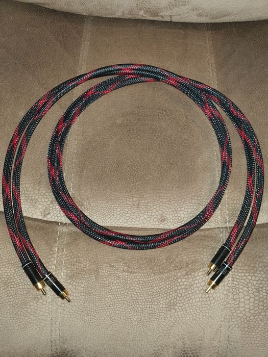 Canare  japan cablu audio  rca 1.5 m