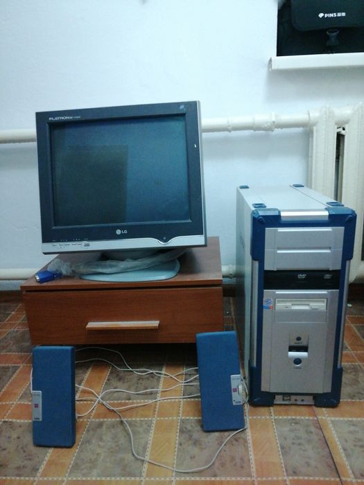 Продаётся компьютер на запчасти