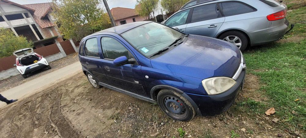 Vand opel corsa an 2003