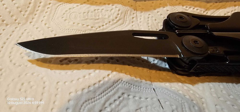 Multitool Leatherman Surge