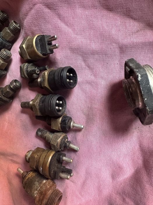 Датчики от мерседес 124