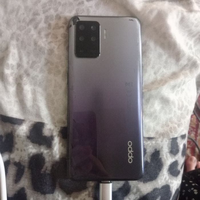 Oppo Reno 5 lite