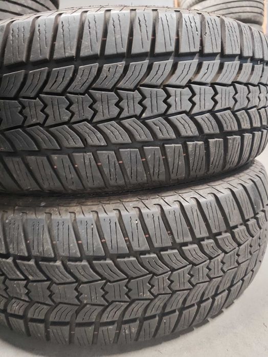 2бр.зимни гуми 205/60/16 Sava