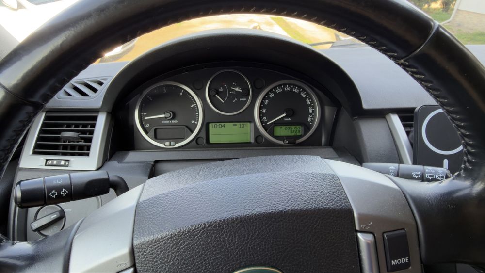 Range Rover Sport 2.7 TDV6 • Automat • 4x4 • Harman Kardon • Încălzire F/S • Fără investiții