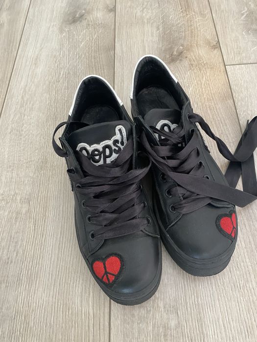 Черни кожени кецове размер 38