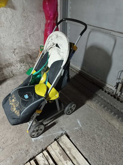 Продам детскую коляску